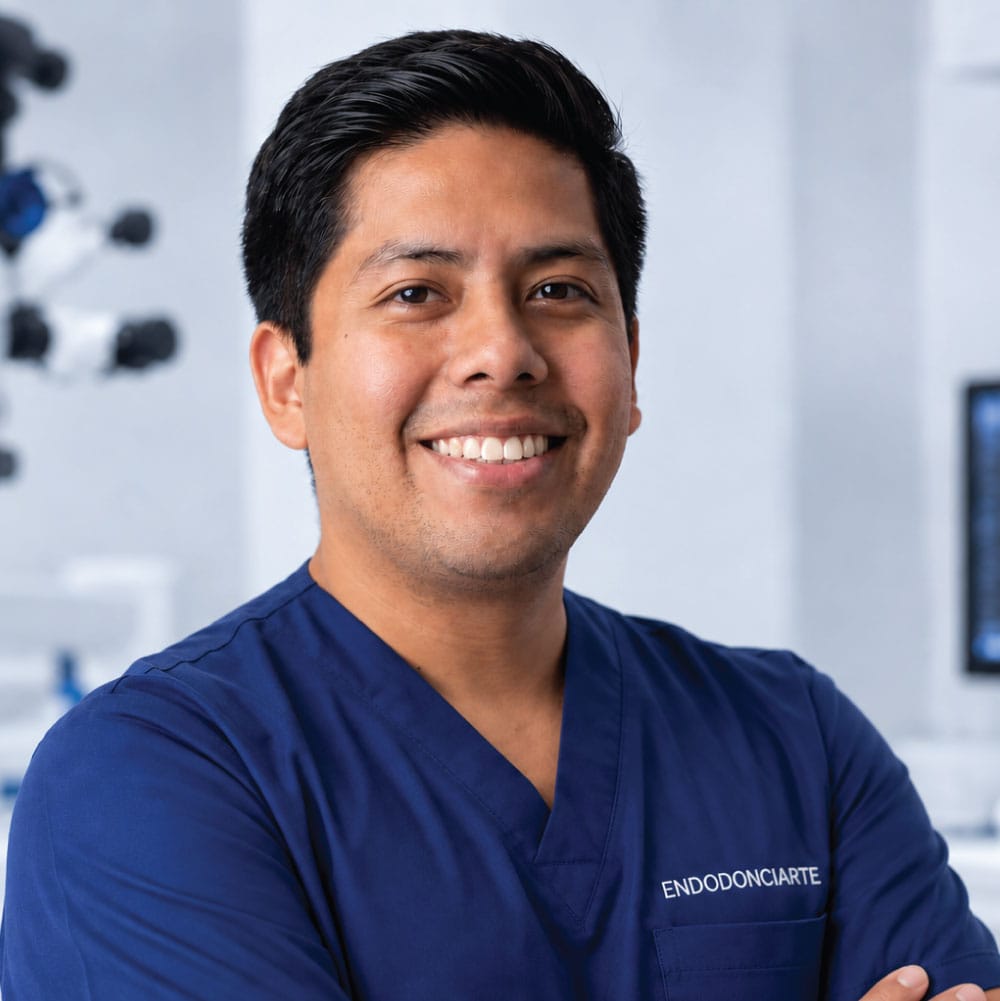 Doctor Arturo Pineda Lopez, Especialista en endodoncias