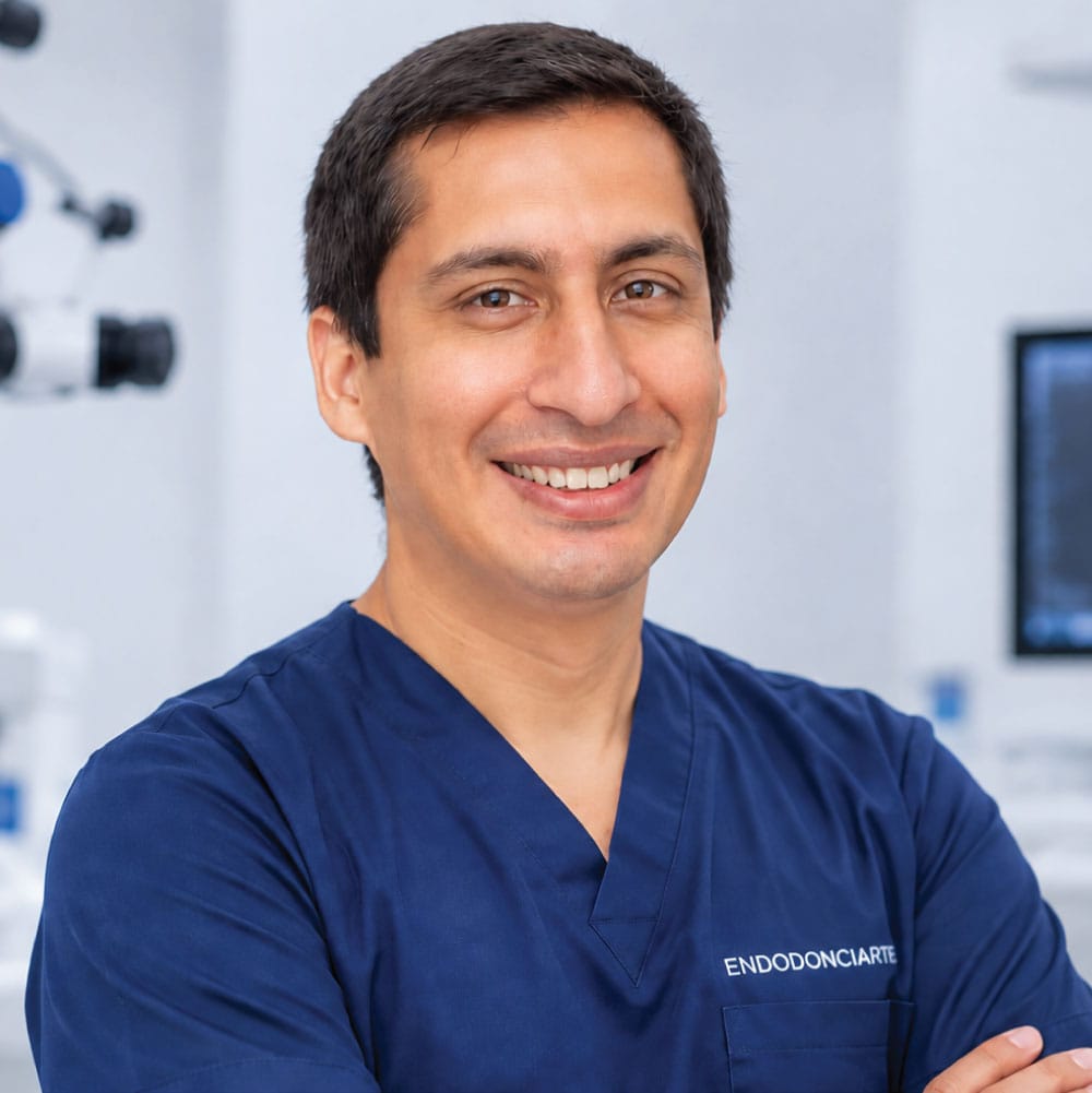 Doctor Cesar Andre Zevallos Quiros, Especialista en endodoncias